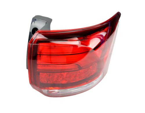 Tail Light For Mitsubishi Outlander 15-20 ZK ZL New Right RHS Rear Lamp 16 17 18 19